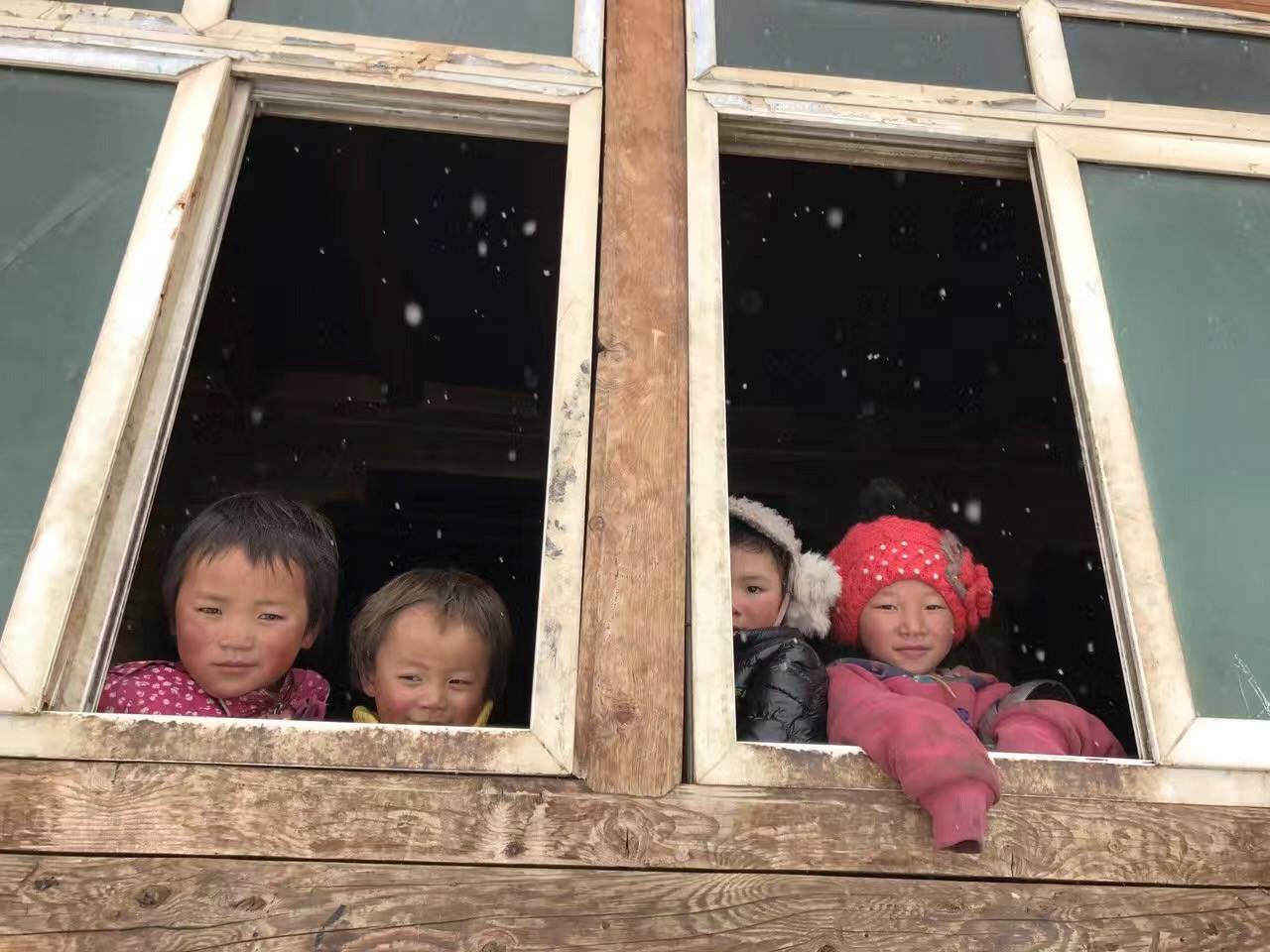 澳门大阳城官网-大阳城(中国)公益回顾丨家国同欢月同圆 温暖满载甘孜州(图9) 澳门大阳城官网-大阳城(中国)公益回顾丨家国同欢月同圆 温暖满载甘孜州(图9)