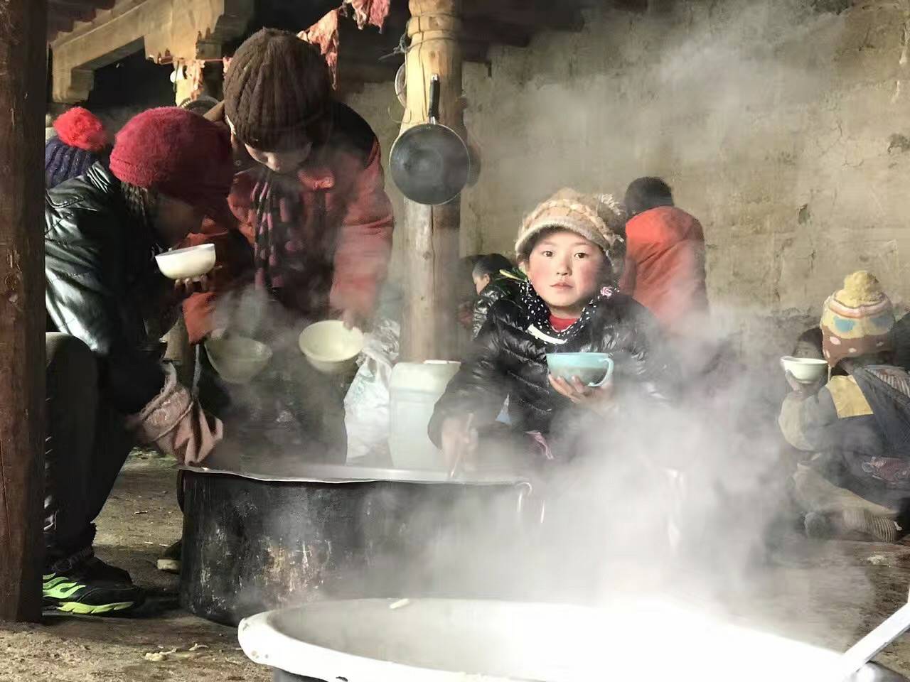 澳门大阳城官网-大阳城(中国)公益回顾丨家国同欢月同圆 温暖满载甘孜州(图10) 澳门大阳城官网-大阳城(中国)公益回顾丨家国同欢月同圆 温暖满载甘孜州(图10)